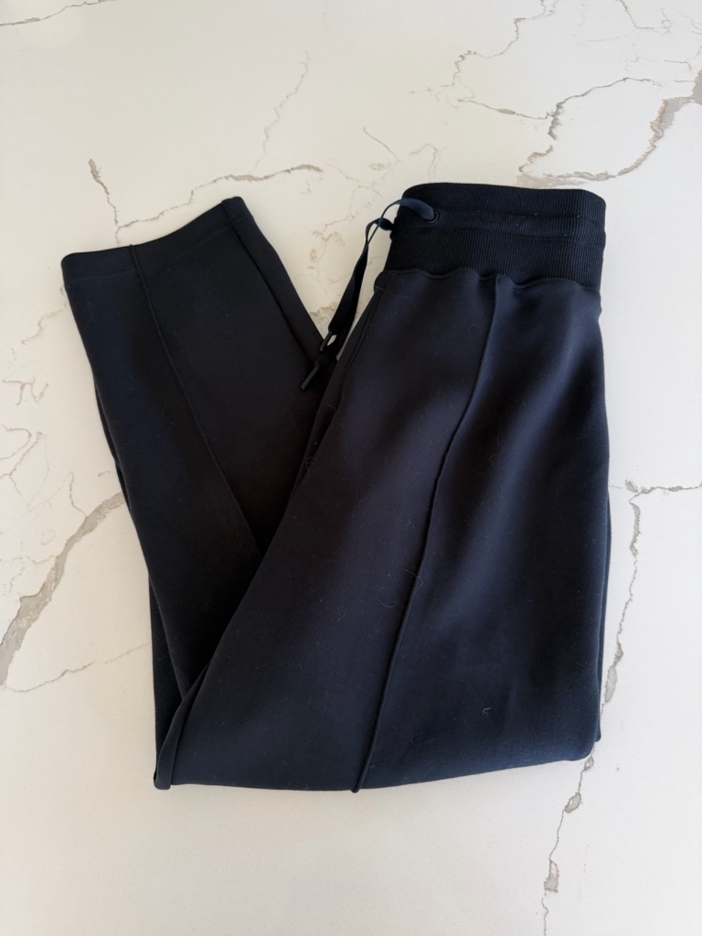 Spanx Air Essentials Luxe Tapered Pant